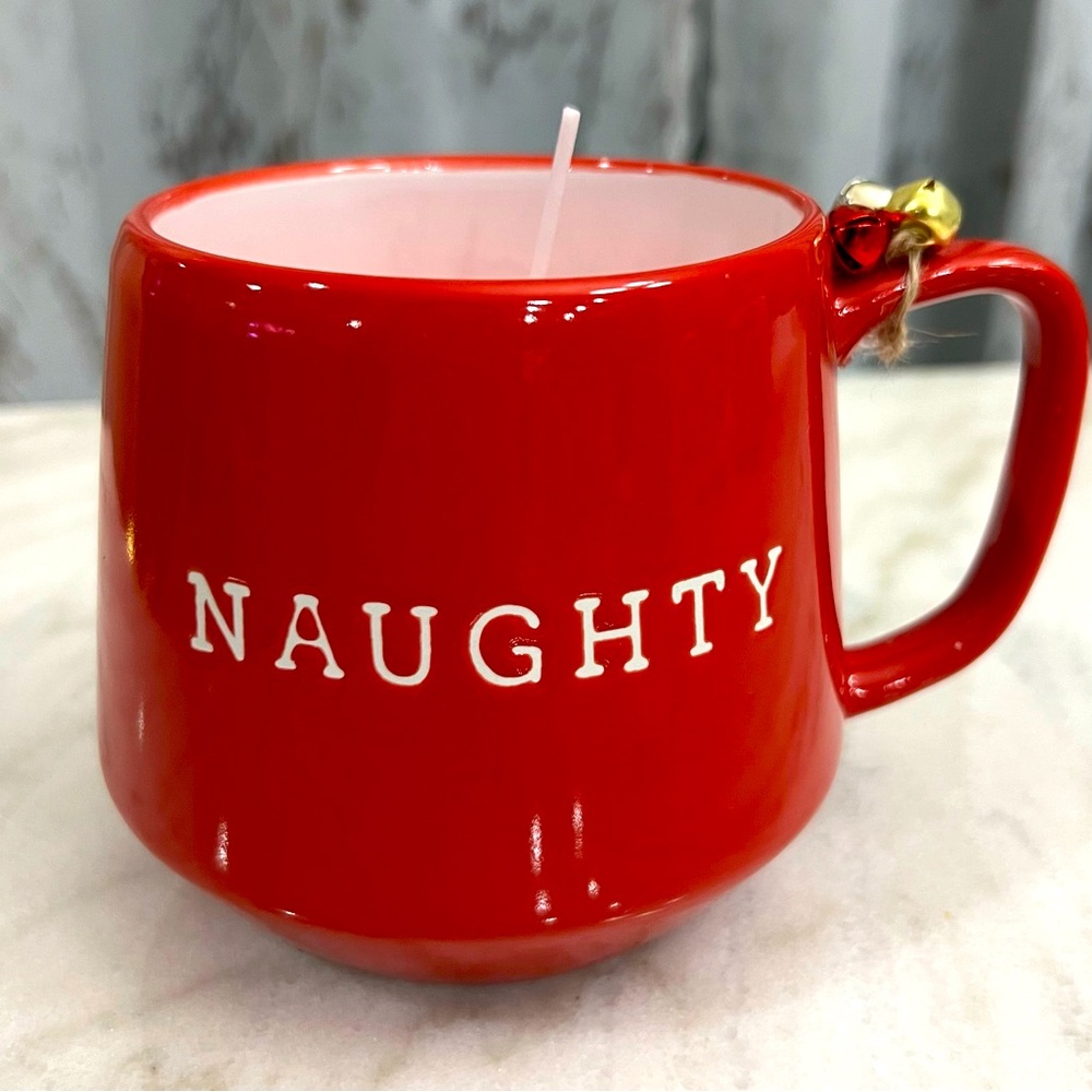 🎄🎄“NAUGHTY” Christmas mug candle🎅🎅